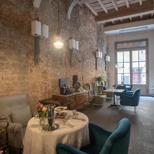 https://residenza-la-musa-amarcord.it-tuscanyhotel.com