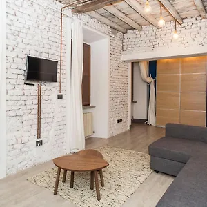 Apartment Living - Via Brera 23, Milan