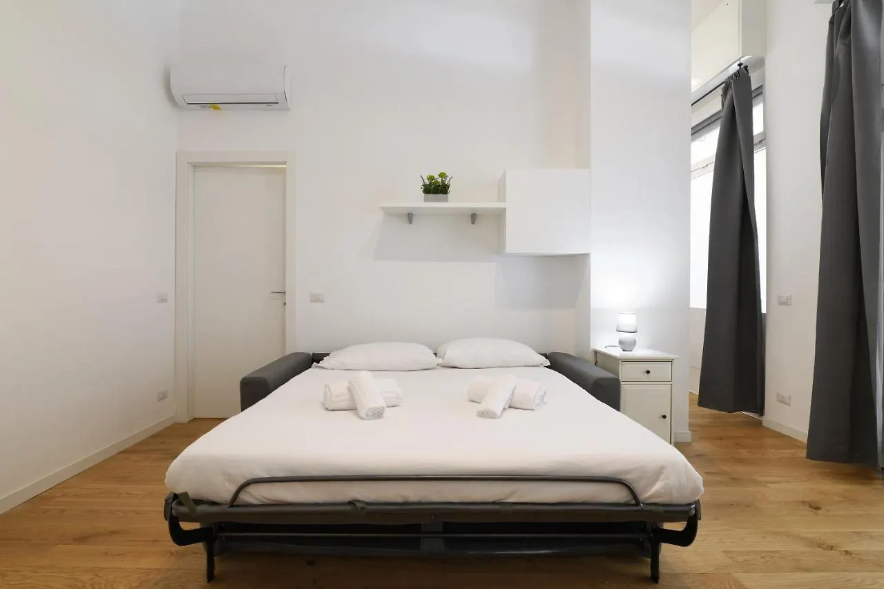 Ferienwohnung Primopiano - La Malfa Flats Mailand Apartment